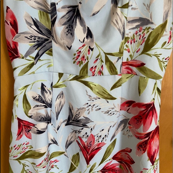 French Connection floral mini dress - Picture 3 of 5